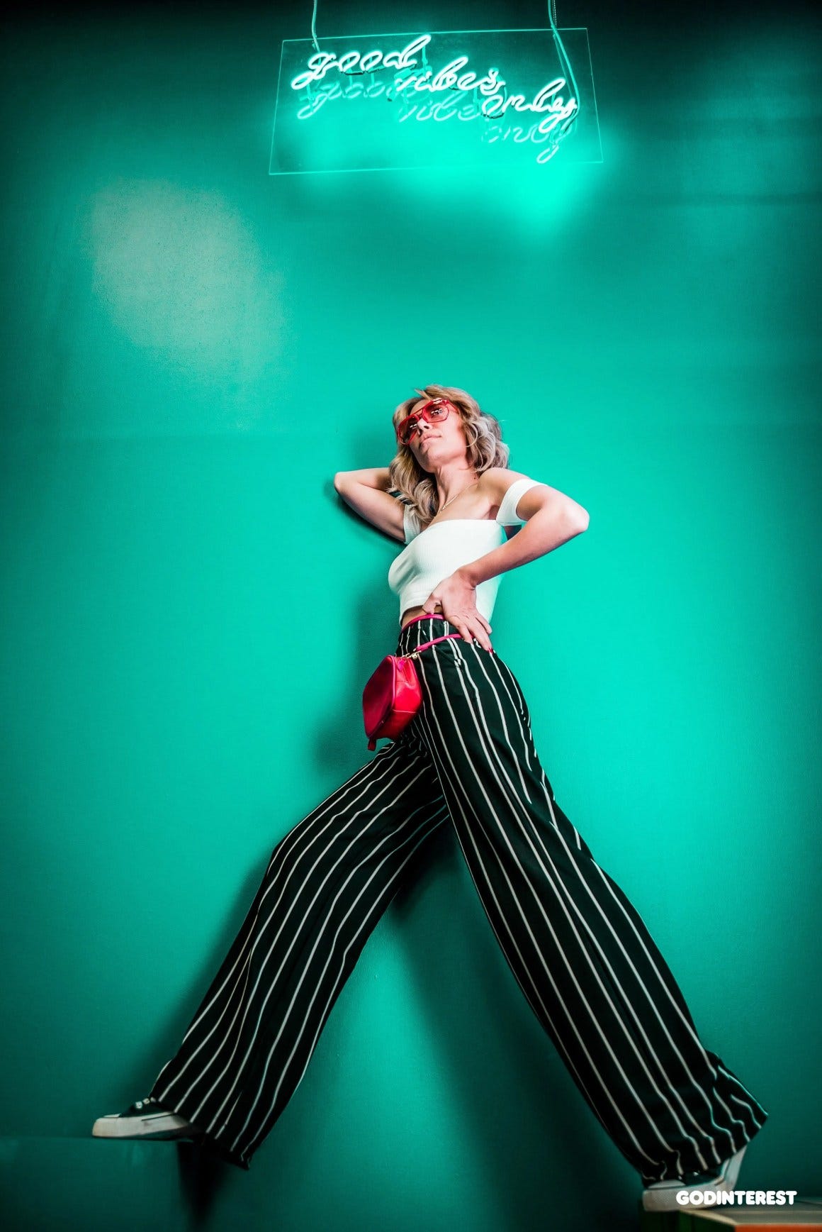 Faith And Fashion: Creating A New Ethics Of Shopping Faith And Fashion: Creating A New Ethics Of Shopping