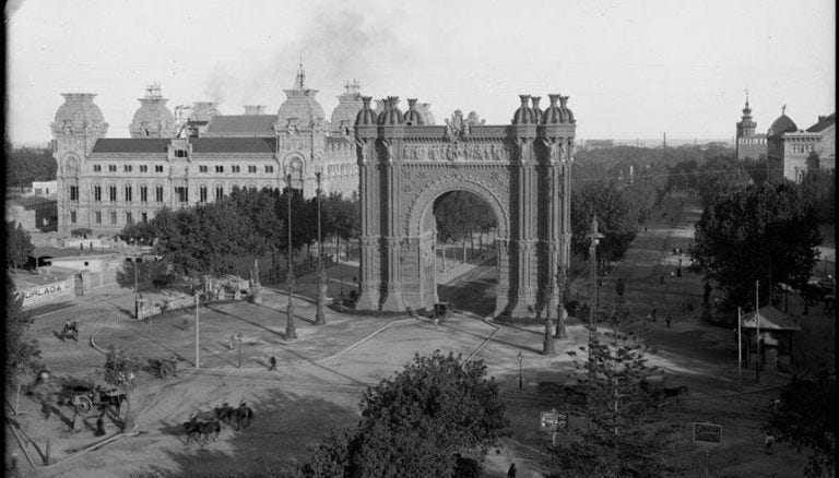 Arc de Triomf - Barcelona-home