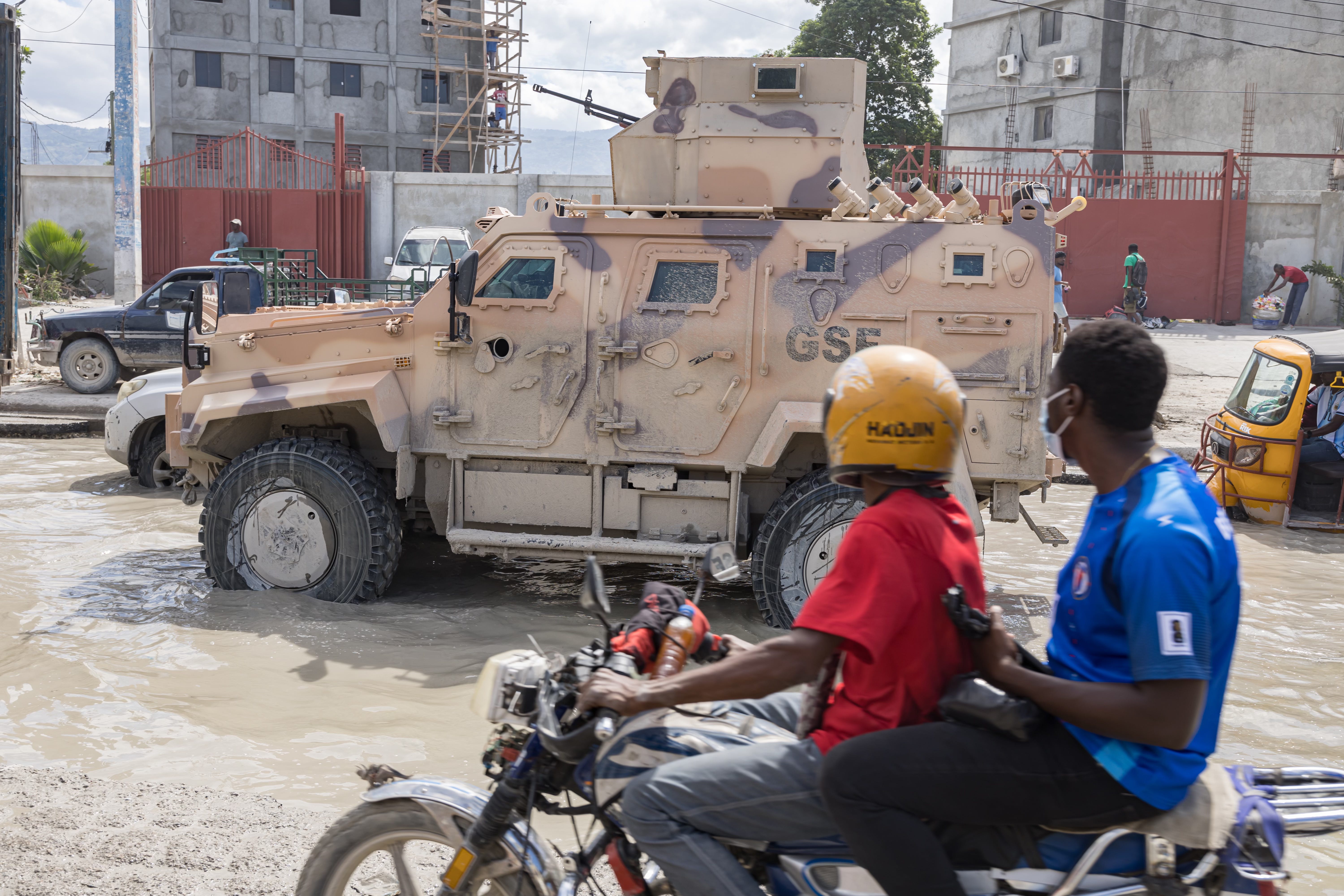 Image from Drop Site News's coverage: 280,000+ Yemenis displaced by war; El Salvador surges more troops to Haiti; Russian drone strike kills 14