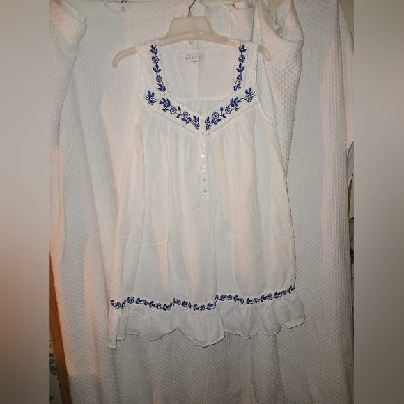 Eileen West White Cotton Nightgown Size M - Picture 1 of 7
