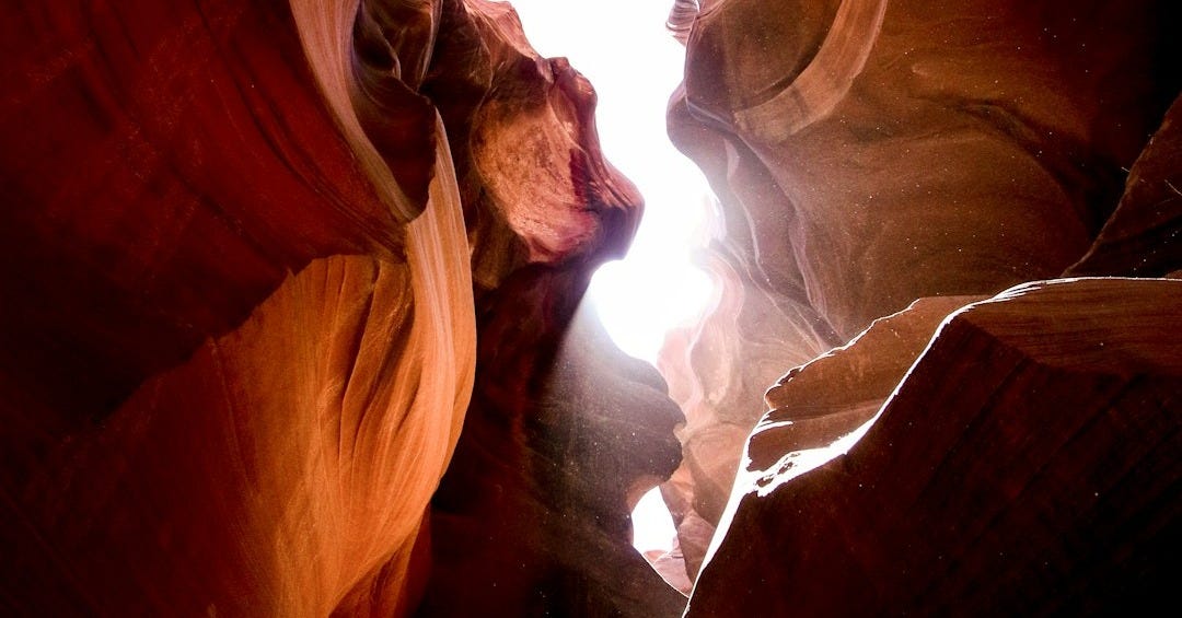 brown rocky mountain worm's eye view photography