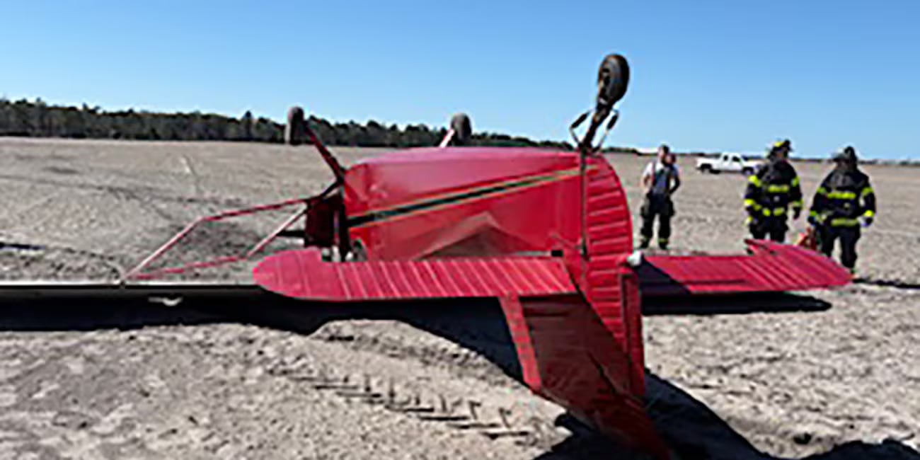Small Aircraft Rollover Near Airport Manatee Ends Without Injuries