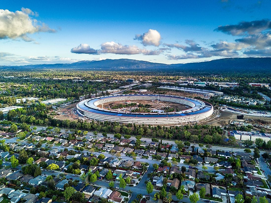 fotografia do apple park vista de cima.
