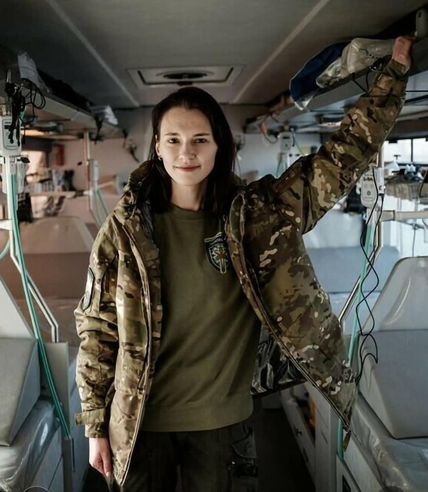 Немає опису світлини. Немає опису світлини.