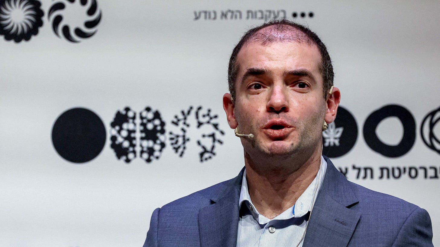 Chi è Ilya Sutskever, il genio dell'intelligenza artificiale cacciato da  OpenAI | Wired Italia