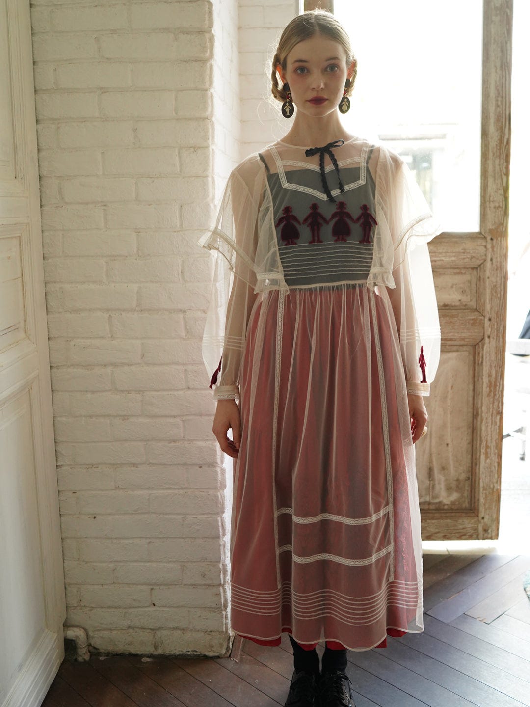Shopping Secret... wear unlogically, think poetically