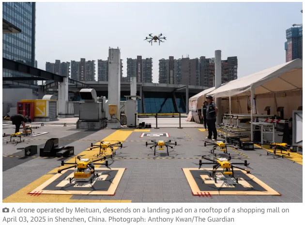 drone descending on landing pad on a rooftop of a shopping mall on Meituan.