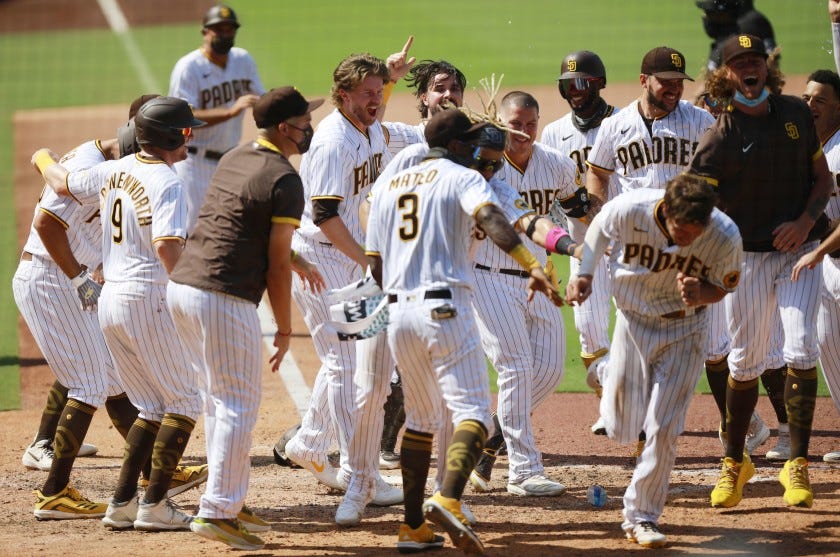 Padres settle for split after dramatic Game 1 win against Mariners - The  San Diego Union-Tribune