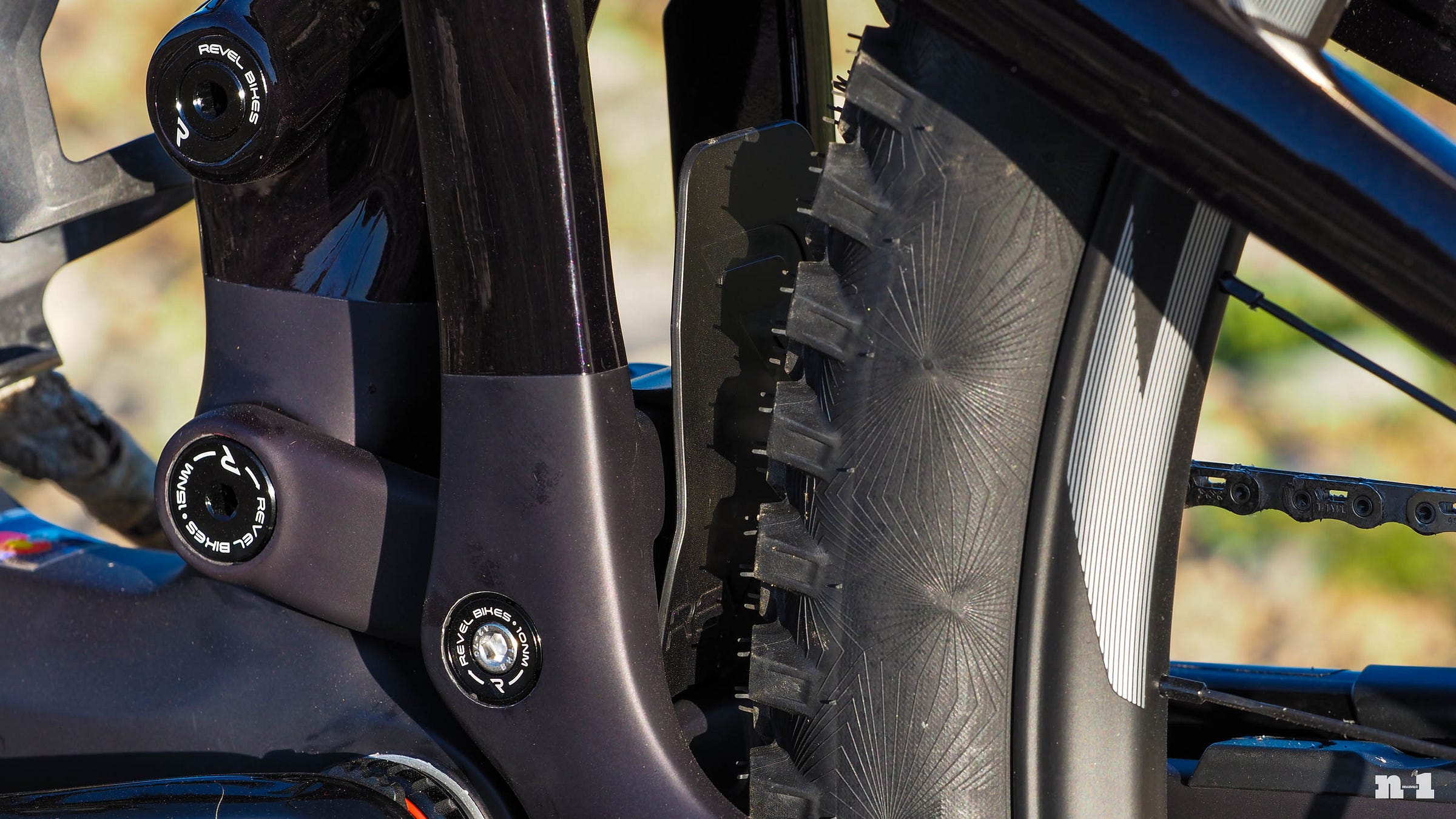 Revel Rascal v2 pivot guard Revel Rascal v2 pivot guard