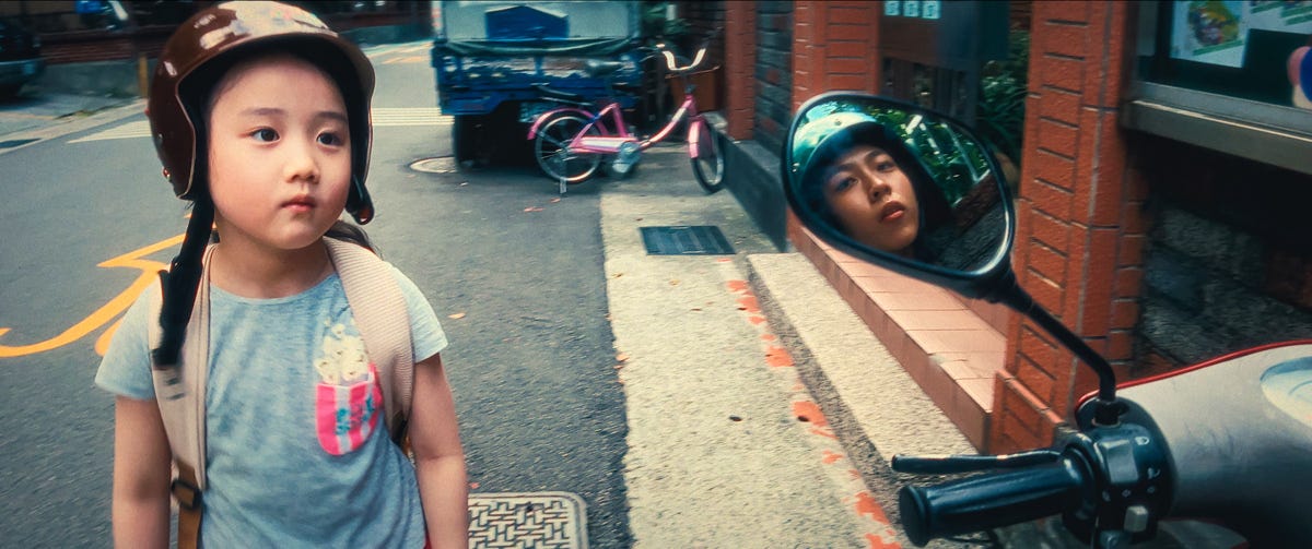Left-Handed Girl Review: An iPhone Shot Best-Looking Movie