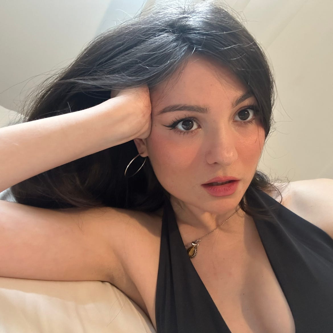 inés