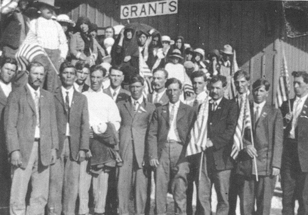 November 22, 1918. The recruiter met young men at the railroad station and selected mostly single men. 