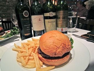 A – Market – Burger and wine A – Market – Burger and wine
