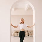 Tiny Women, Big Houses