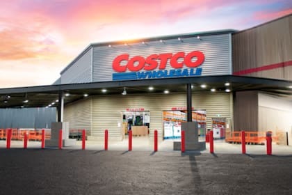 Costco paga más del salario promedio del sector retail, y además ofrece beneficios sólidos a sus empleados Costco paga más del salario promedio del sector retail, y además ofrece beneficios sólidos a sus empleados