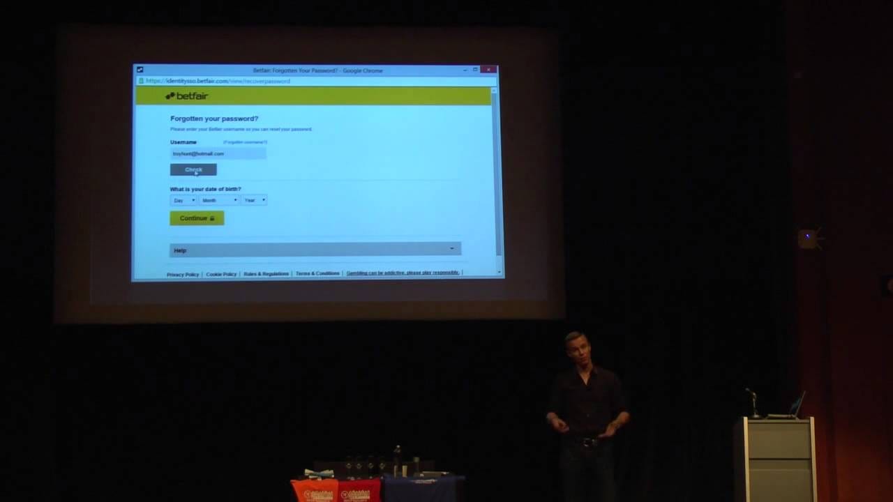 Troy Hunt AppSec 演講畫面|來源:Wikimedia Commons(CC BY 3.0) Troy Hunt AppSec 演講畫面|來源:Wikimedia Commons(CC BY 3.0)
