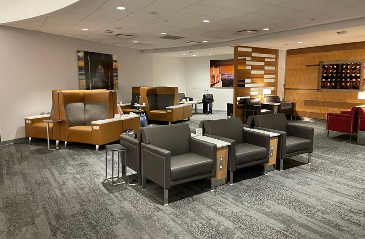 A look at the American Airlines Admirals Club at LAX Terminal 5 A look at the American Airlines Admirals Club at LAX Terminal 5