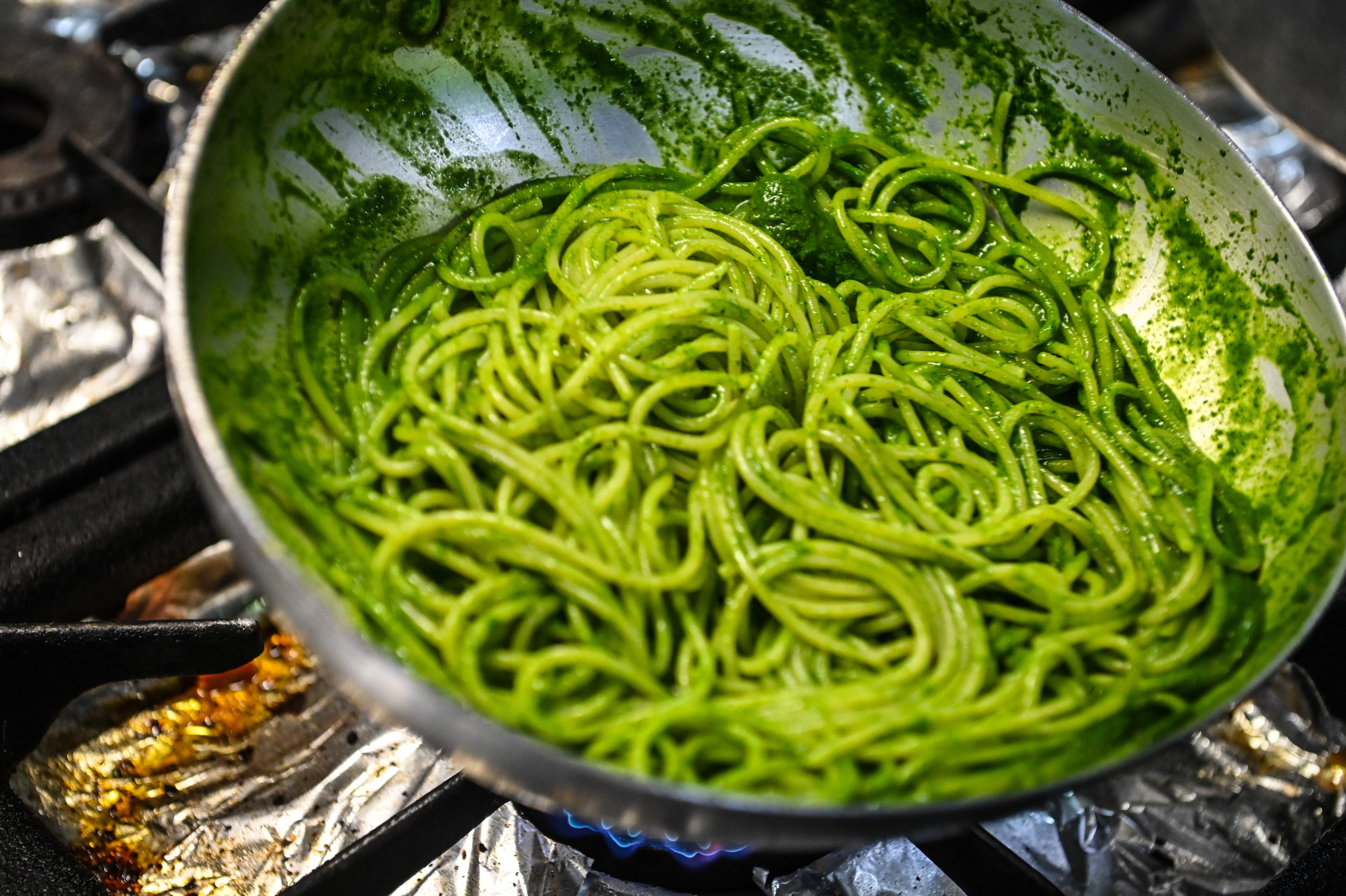 Kitchen Scraps: How to Improvise Pasta Sauce Like a Chef