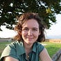 Rosie Hall's avatar
