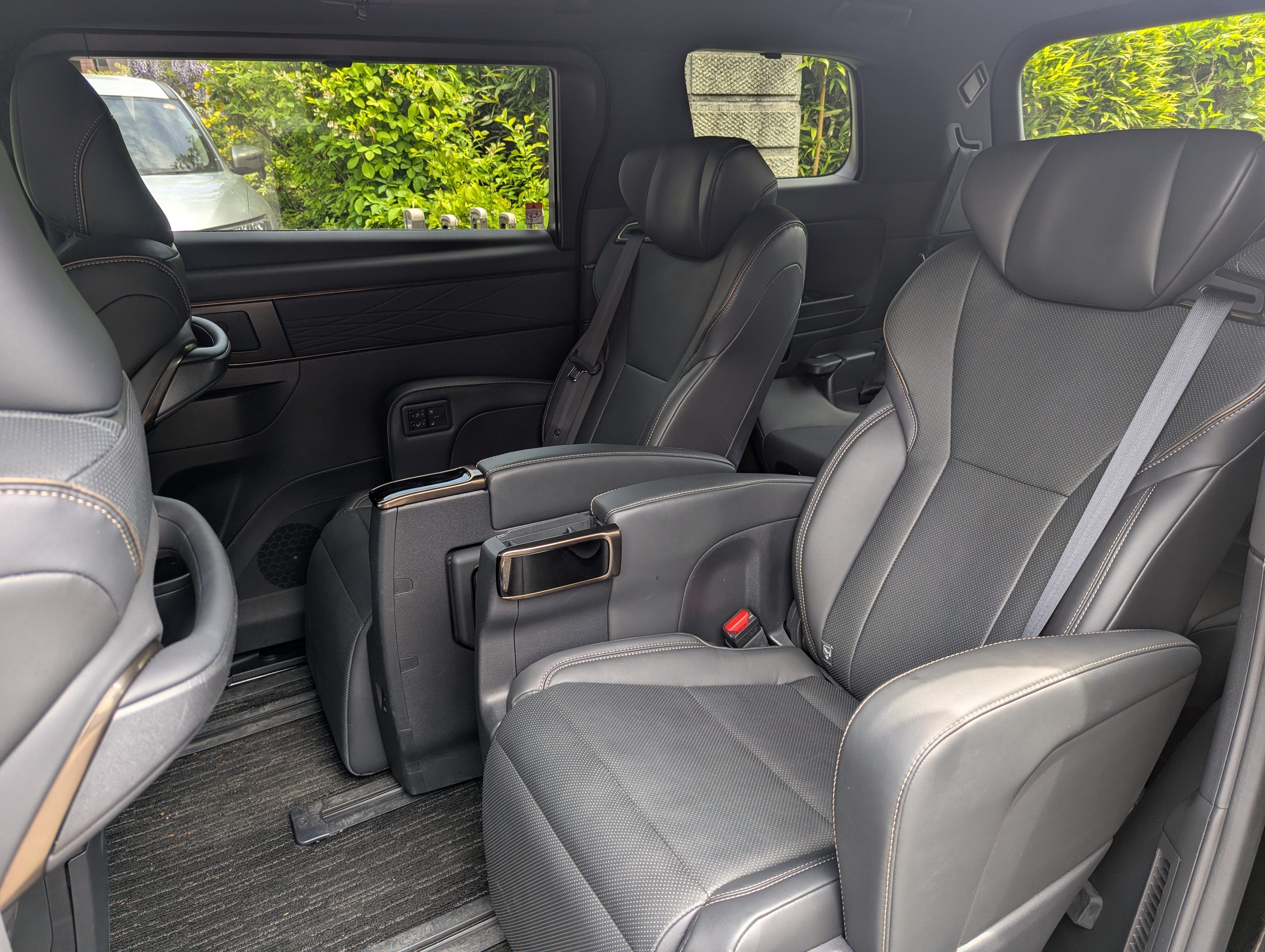 Guest Review: 2026 Toyota Alphard Z - by MD Streeter Guest Review: 2026 Toyota Alphard Z - by MD Streeter