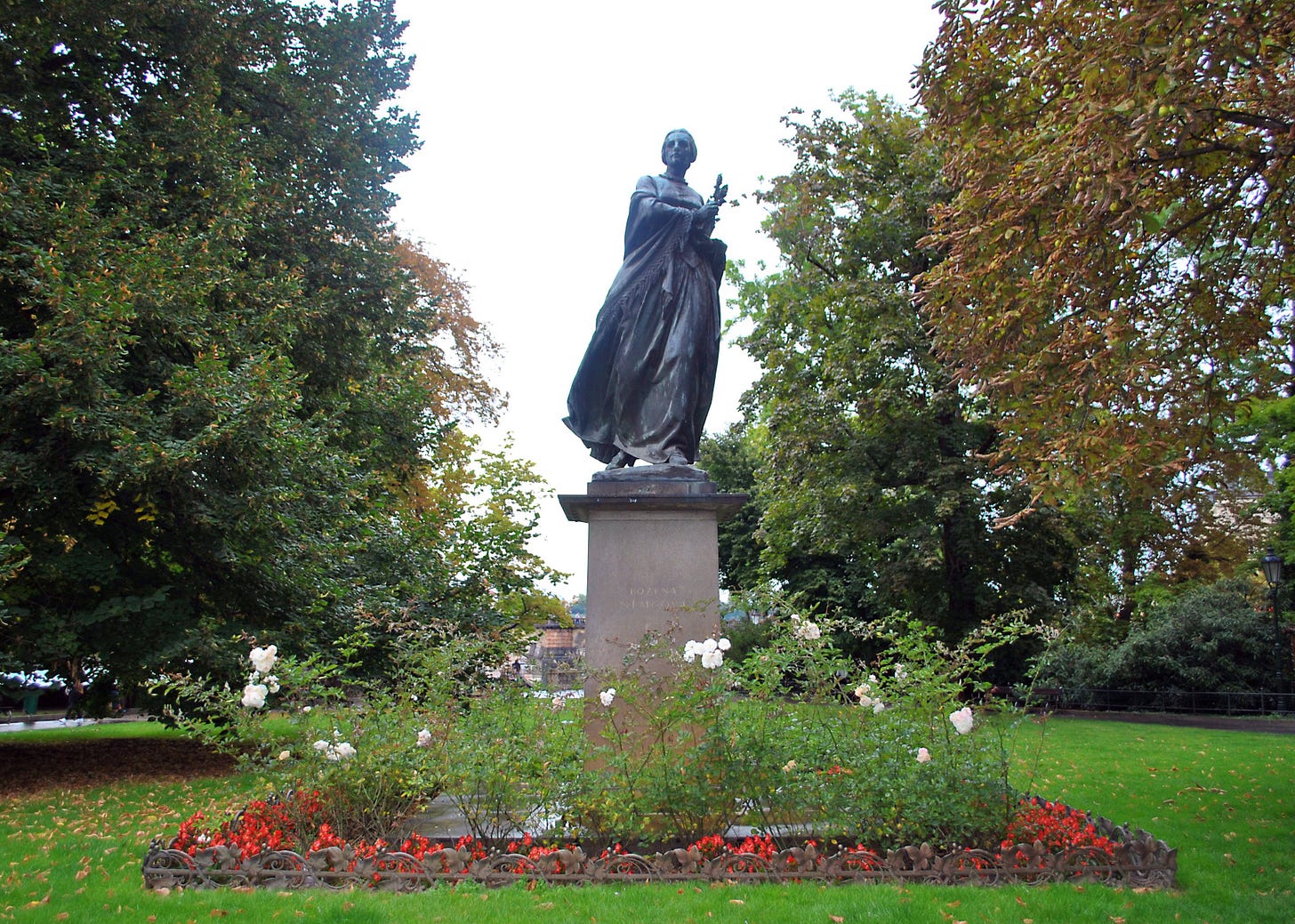 Statua di Bozena Nemcova