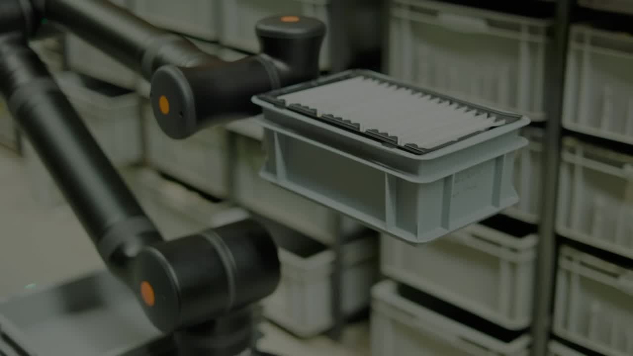 Kassow targets the industrial cobot middle ground with two new high-payload models!