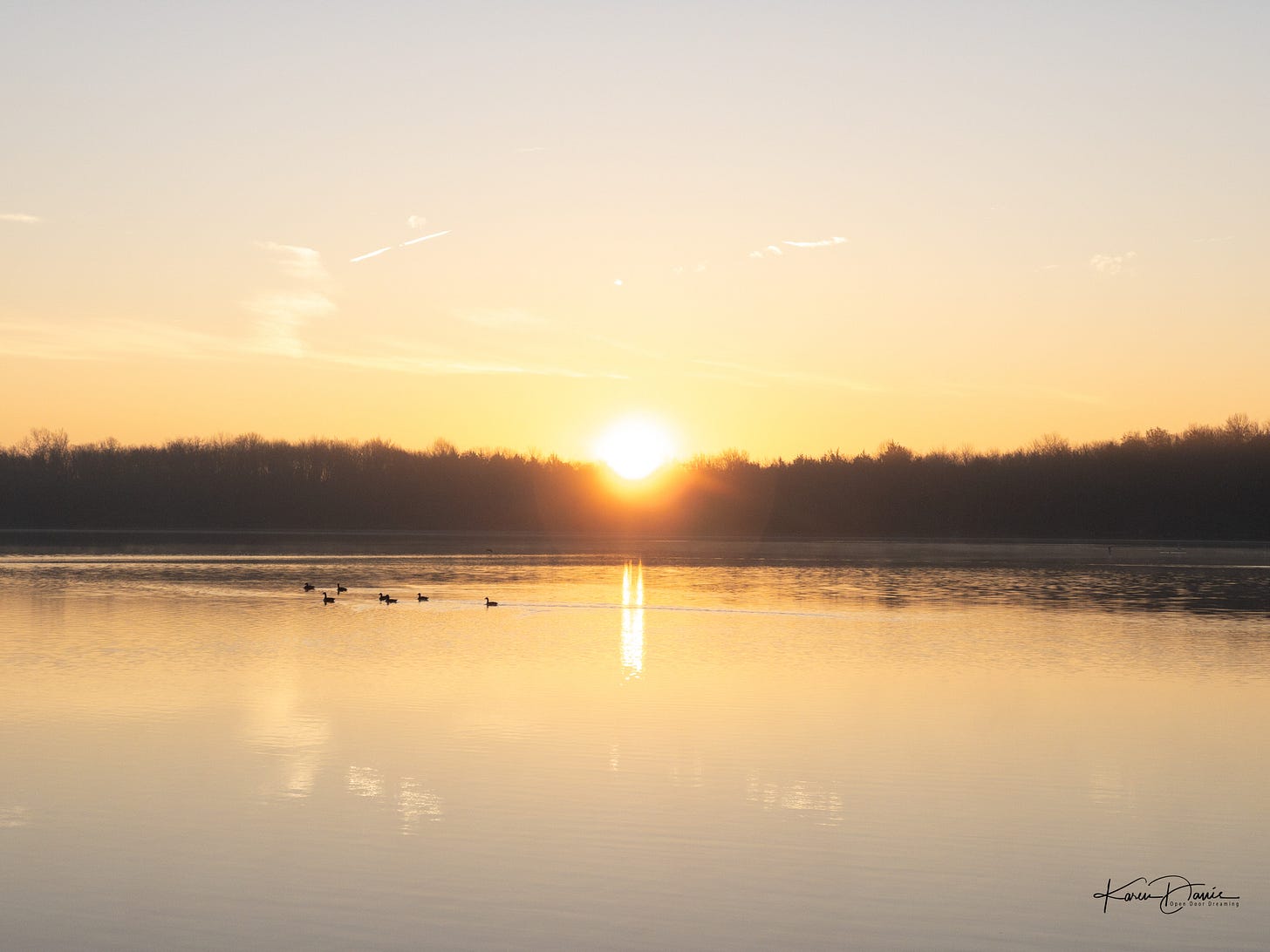 The Glory of Winter Sunrises - by Karen Davis, image size:1456x1092
