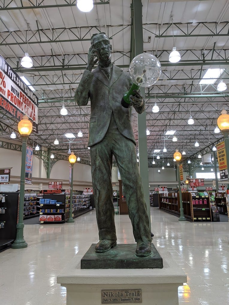 Statue of Nikola Tesla
