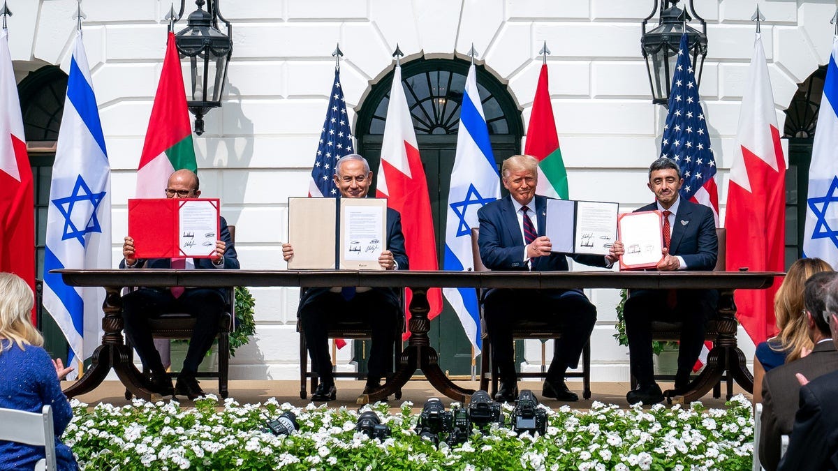 A group of men holding papers

AI-generated content may be incorrect.