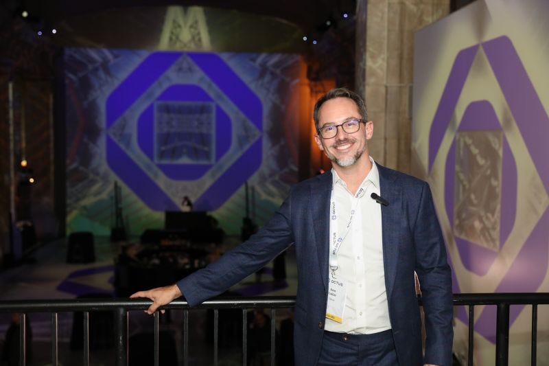 Theodore Shin - CEO of Capitol Hill Group and CEO of Worldwide Golf |  LinkedIn