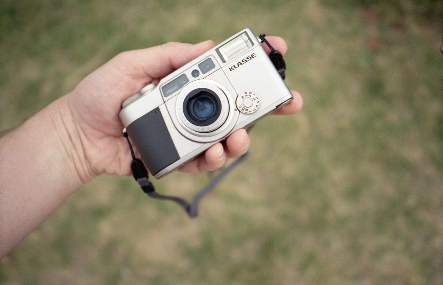 Fujifilm Klasse vs Fujifilm Klasse S: two premium compact point