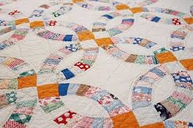 Antique Double Wedding Ring Quilt - A ...