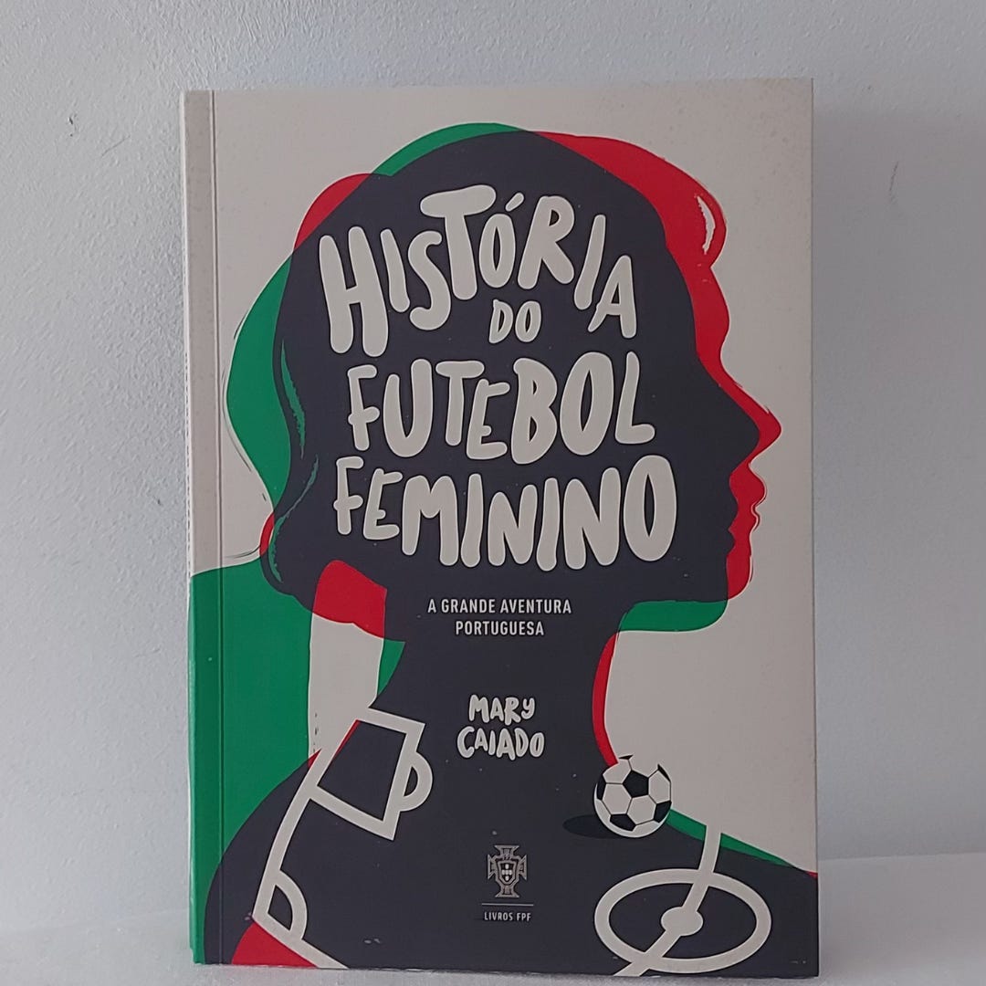 Paulina Chiziane, a contadora de histórias - Womanifests, image size:1080x1080