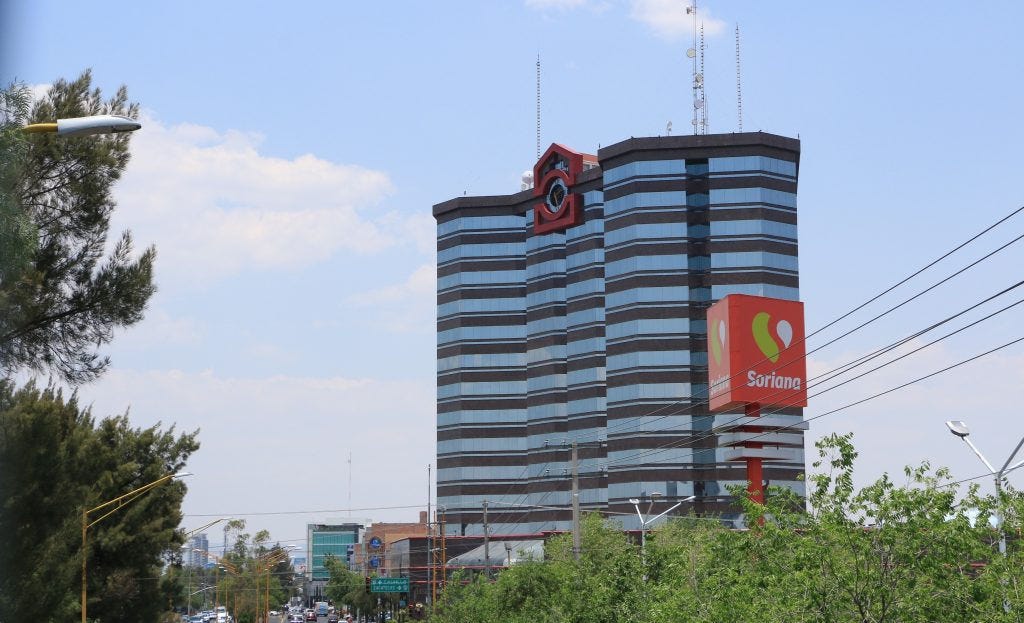 Por muchos años la Torre Plaza Bosques fue la torre más alta en la ciudad