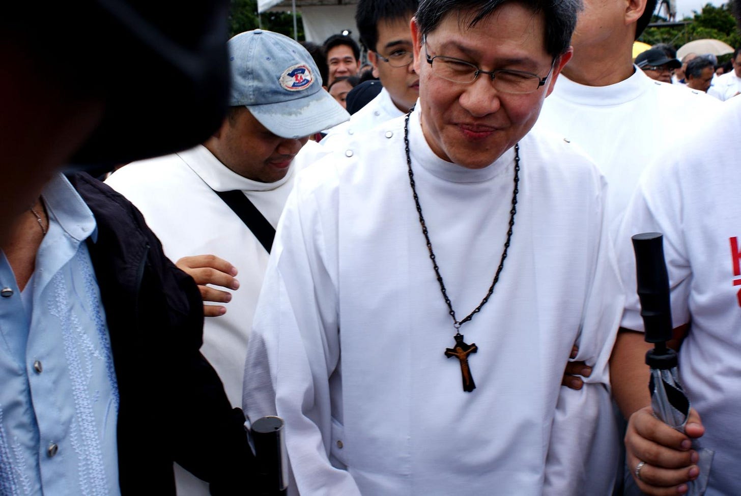 Cardinal Tagle among protesters at the Million People March in Manila Cardinal Tagle among protesters at the Million People March in Manila