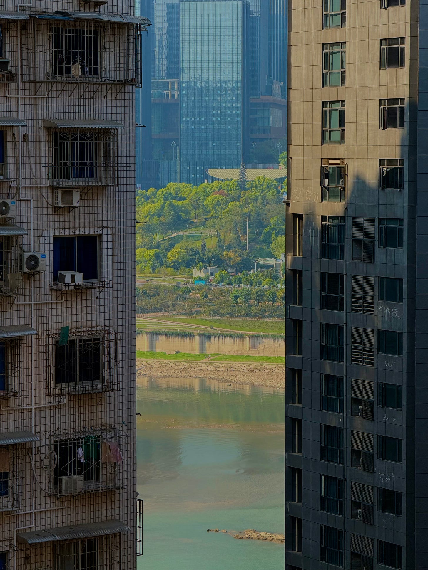 A view from Kuixing square to the other bank of the Yangtze river.