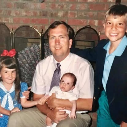 No photo description available.