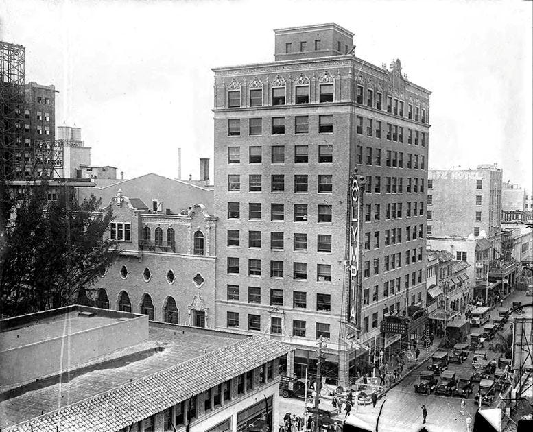 Olympia Theater building on February 18, 1926. Courtesy of Miami-Dade Public Library, Romer Collection. Olympia Theater building on February 18, 1926. Courtesy of Miami-Dade Public Library, Romer Collection.