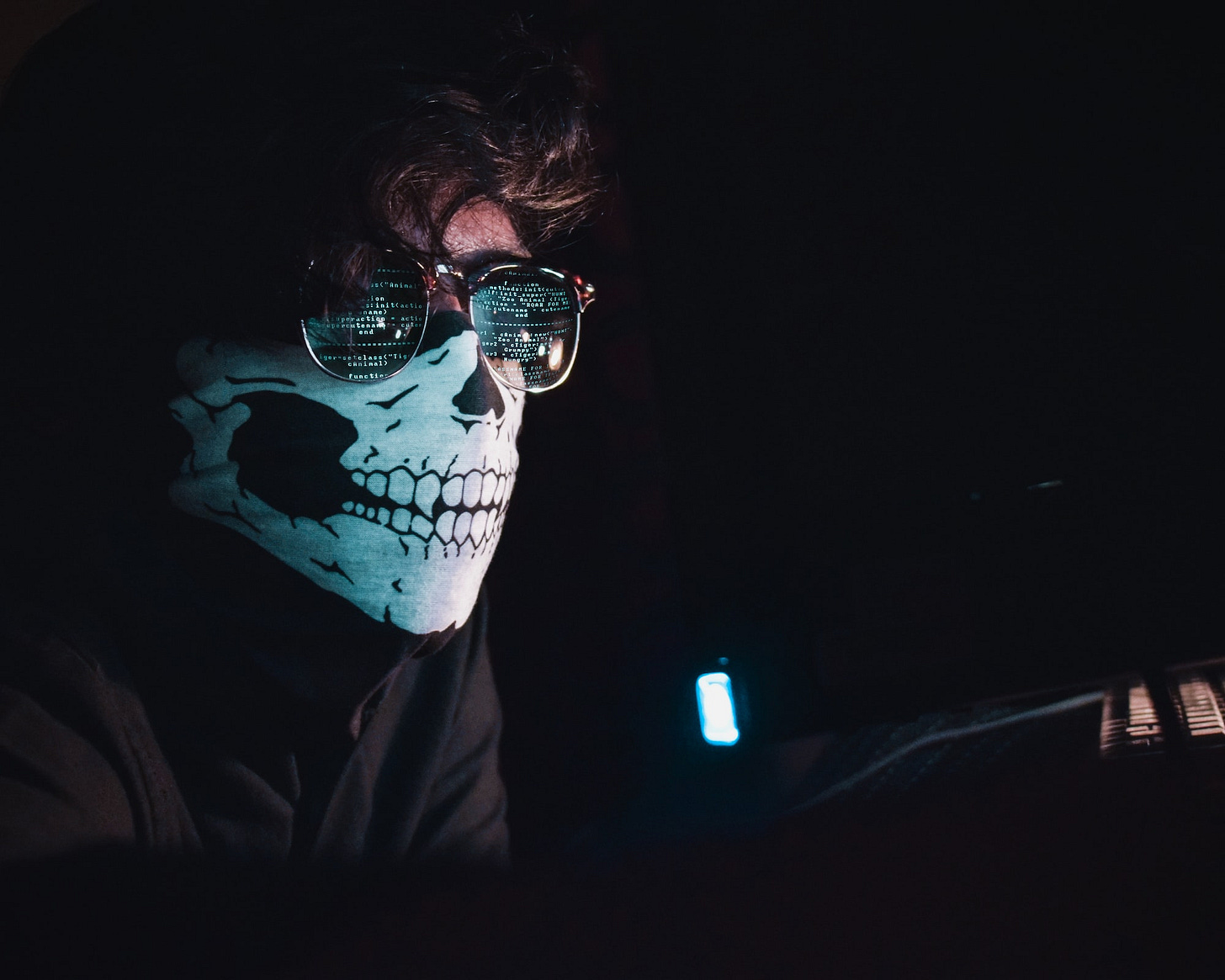 Man-in-the-middle attack considered sexist Man-in-the-middle attack considered sexist