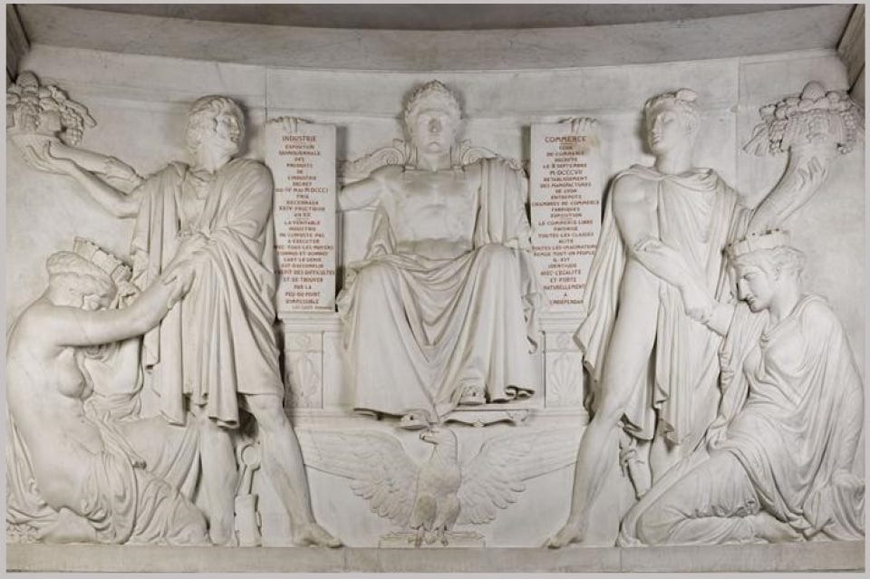Paris, hôtel des Invalides. Protection au Commerce et à l’Industrie, haut relief de Pierre-Charles Simart ornant la galerie circulaire autour du tombeau de Napoléon 1er - voir en plus grand