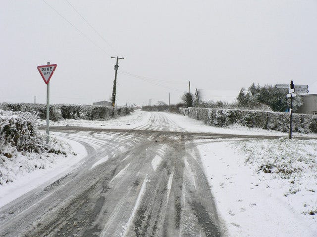 File:Crossroads northeast of Llanmaes - geograph.org.uk - 1149180.jpg