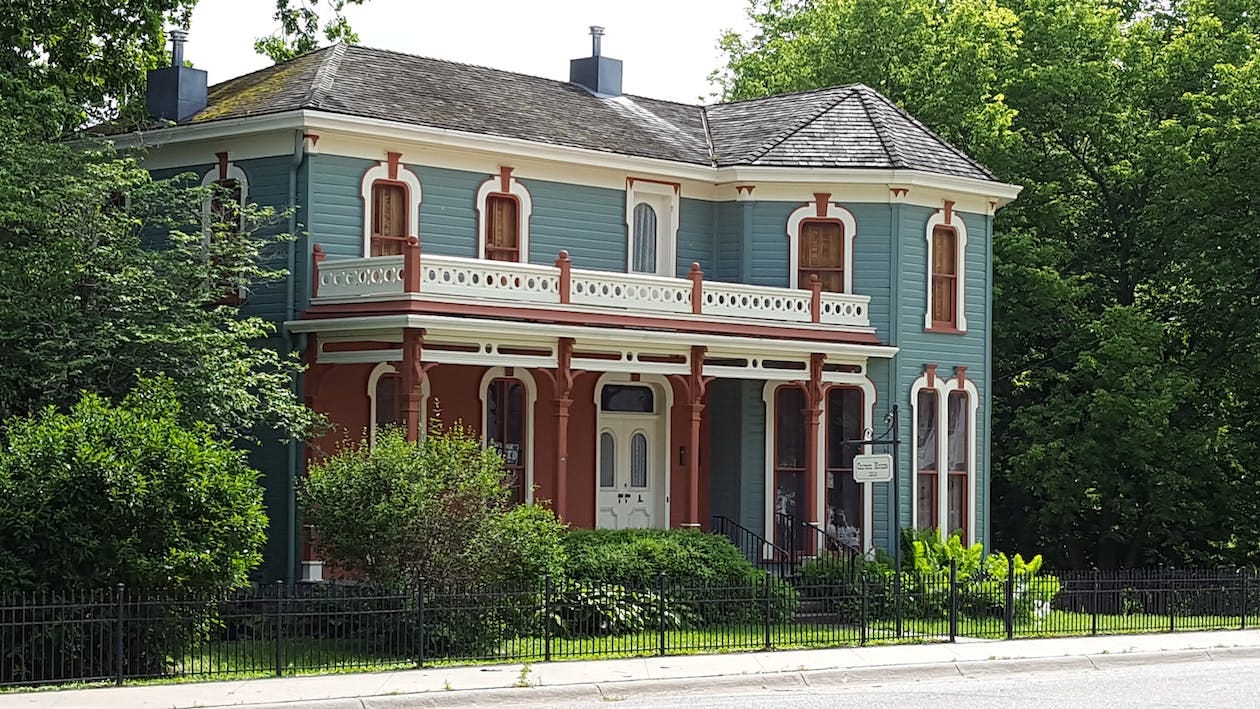 Free Landscape Photography of Gray and Brown 2 Storey House Stock Photo Free Landscape Photography of Gray and Brown 2 Storey House Stock Photo