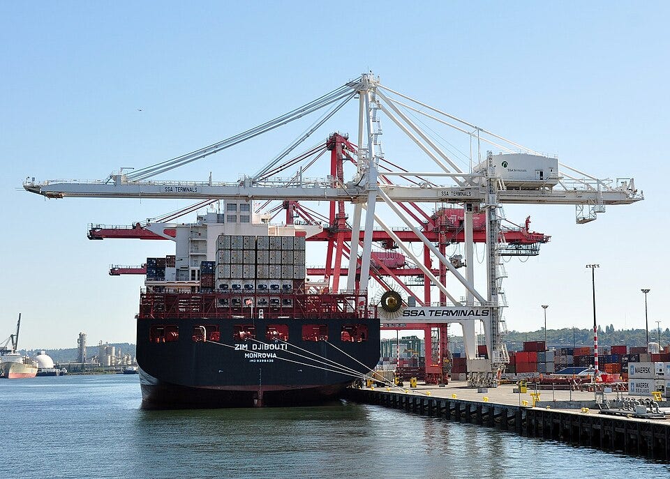 File:ZIM Djibouti (ship, 2009) 001.jpg