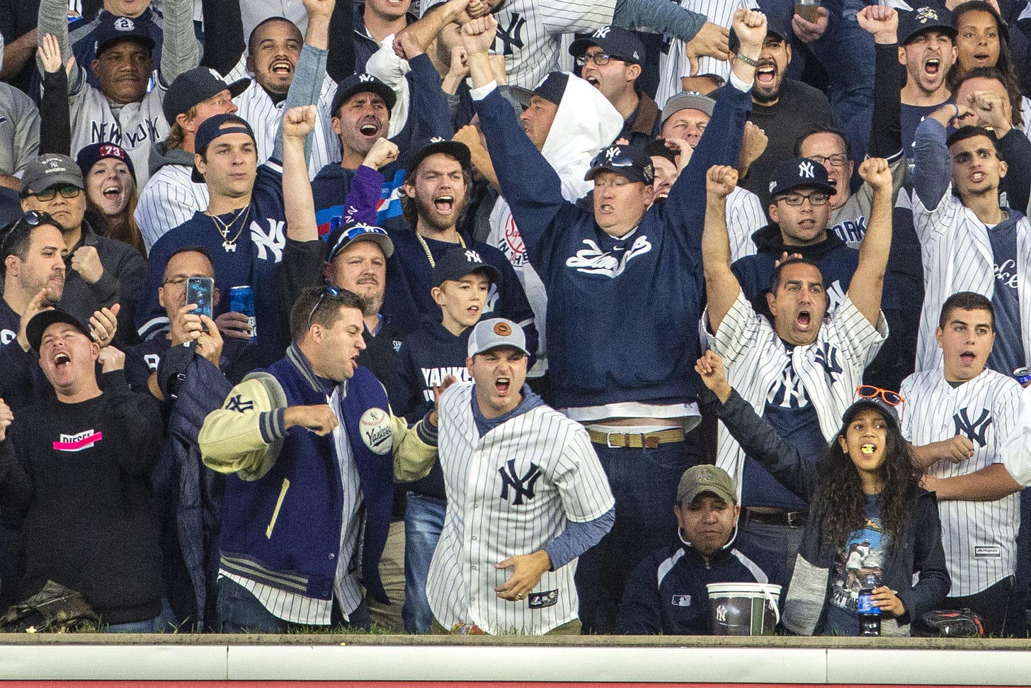 Yankees, Mets will have fans at games for Opening Day