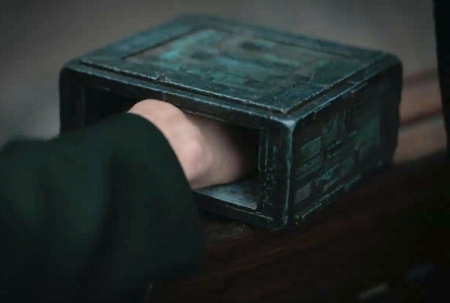 The box from Dune 2020 with Paul’s hand in it feeling pain The box from Dune 2020 with Paul’s hand in it feeling pain
