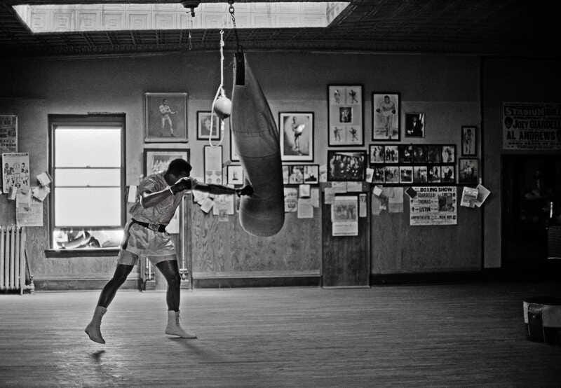 Thomas Hoepker | Muhammad Ali Training in the Gym, Chicago (1966 ...
