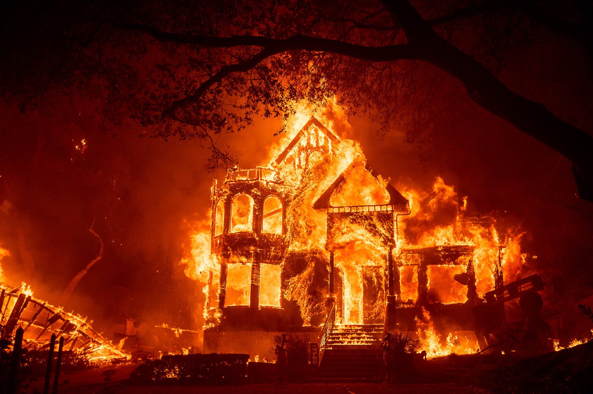 When a progressive utopia burned - by Johann Kurtz