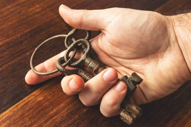 Dreaming About Being Given Keys: full meaning Dreaming About Being Given Keys: full meaning