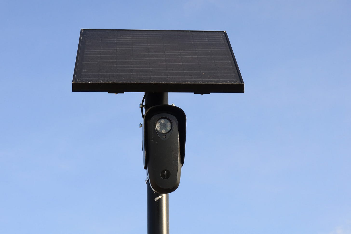 Flock Safety's Feature Updates Cannot Make Automated License Plate Readers Safe | Electronic ...