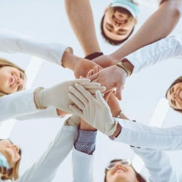 Networking para dentistas: veja as 6 melhores práticas - Blog sobre  Implantes dentários | S.I.N. Implants